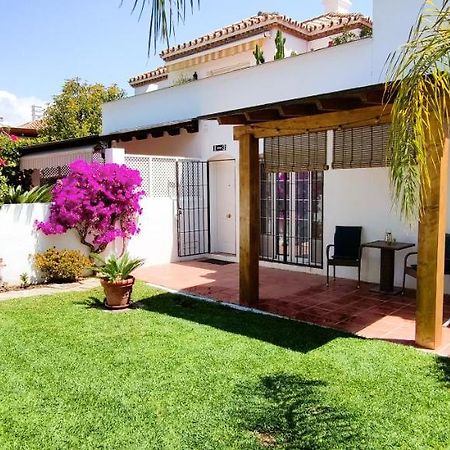 Apartamento Con Jardin Y Piscina En Playa Estepona Esterno foto