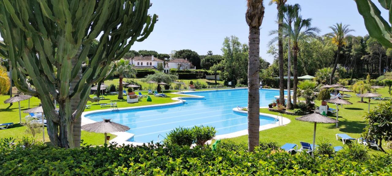 Apartamento Con Jardin Y Piscina En Playa Estepona Esterno foto