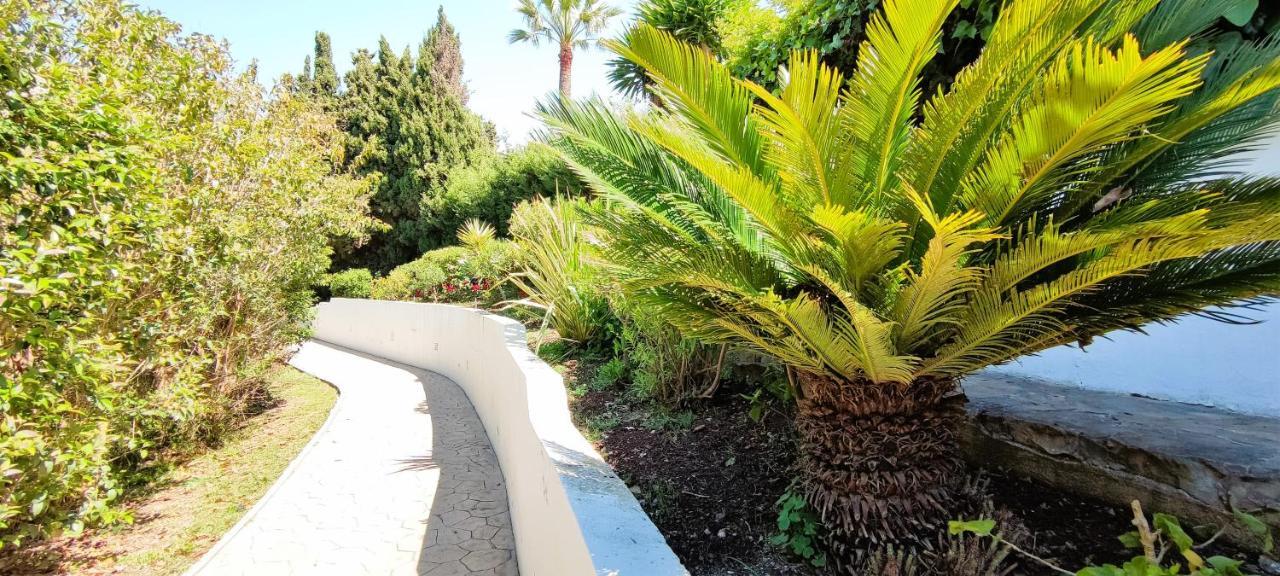 Apartamento Con Jardin Y Piscina En Playa Estepona Esterno foto
